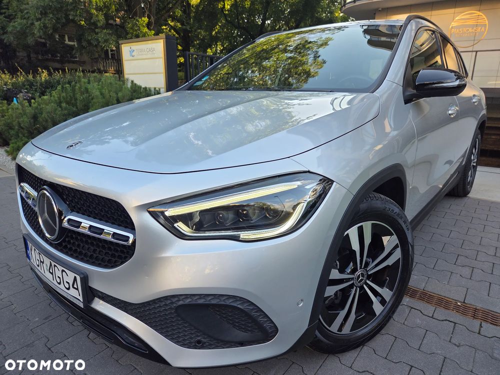 Mercedes-Benz GLA 250 4-Matic AMG Line - 2