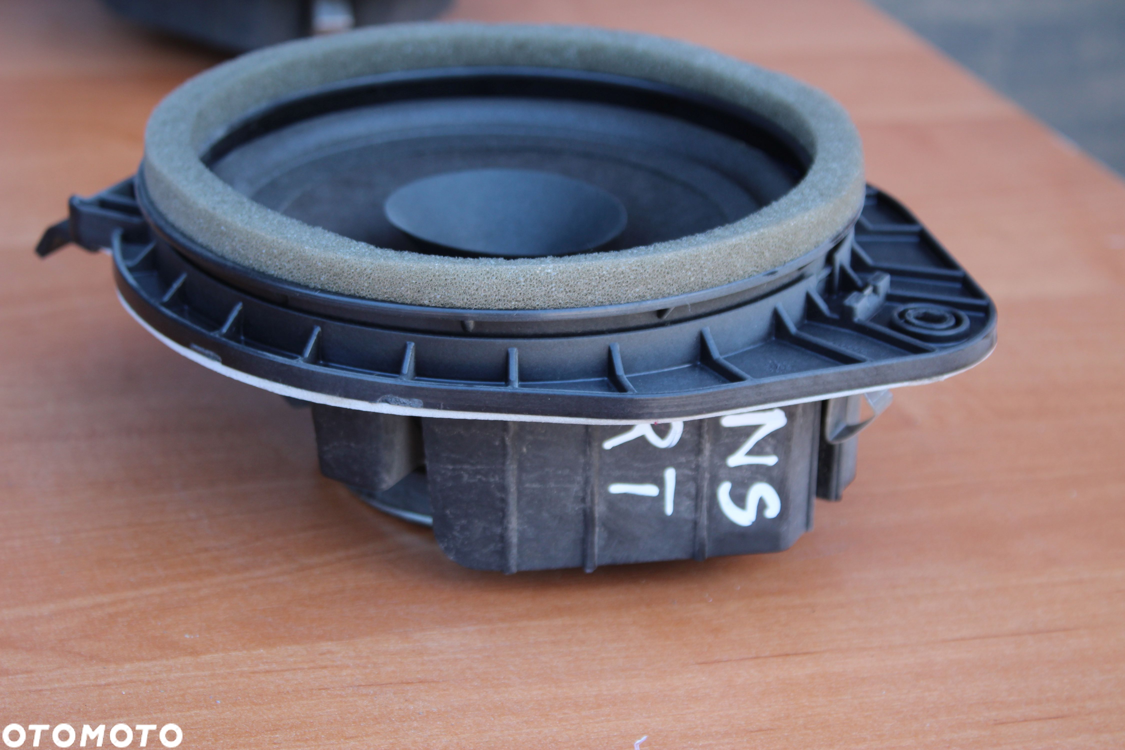 WZMACNIACZ SUBWOOFER GŁOŚNIKI INSIGNIA A 13240963 13320251 - 17