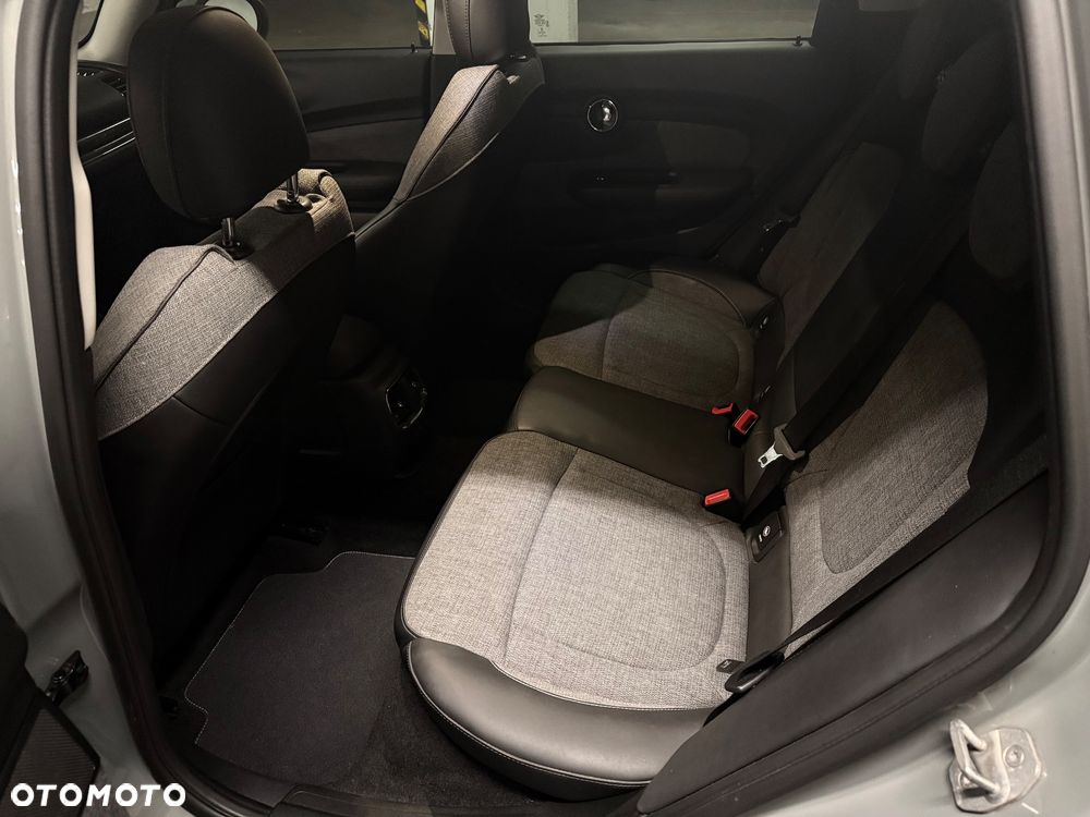 MINI Clubman - 12