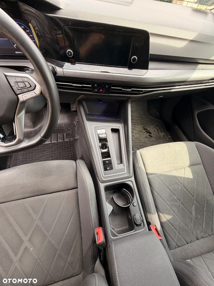 Volkswagen Golf 1.5 eTSI EVO Style DSG - 9