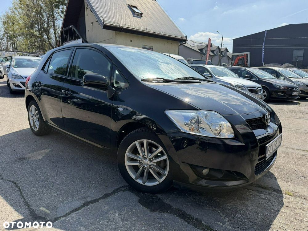Toyota Auris - 4