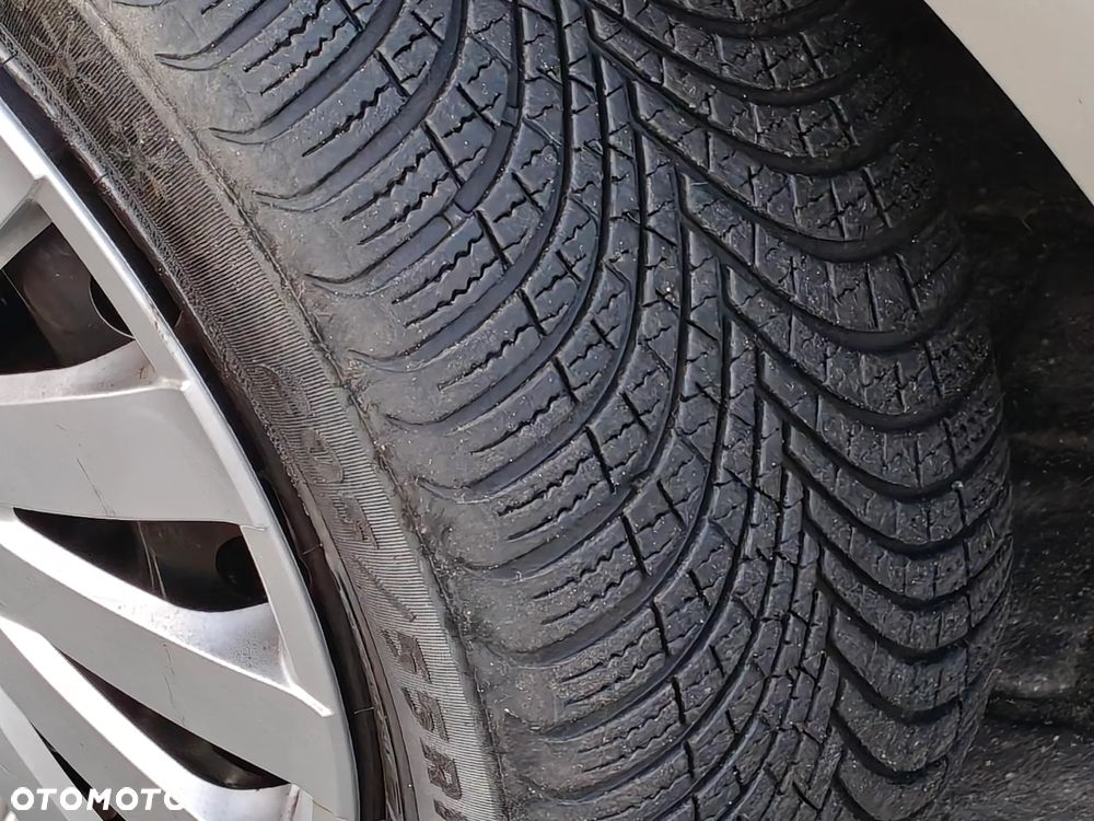 Ford Mondeo 2.0 Ambiente - 16