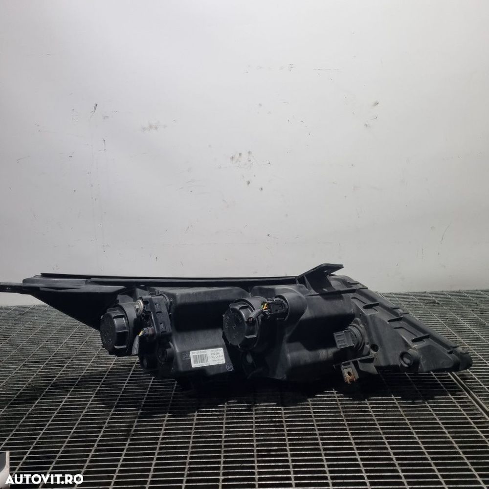 Far Stanga Kia Sportage III 2010 - 2016 SUV 4 Usi (1379) Cu lupă 921013U270 - 3