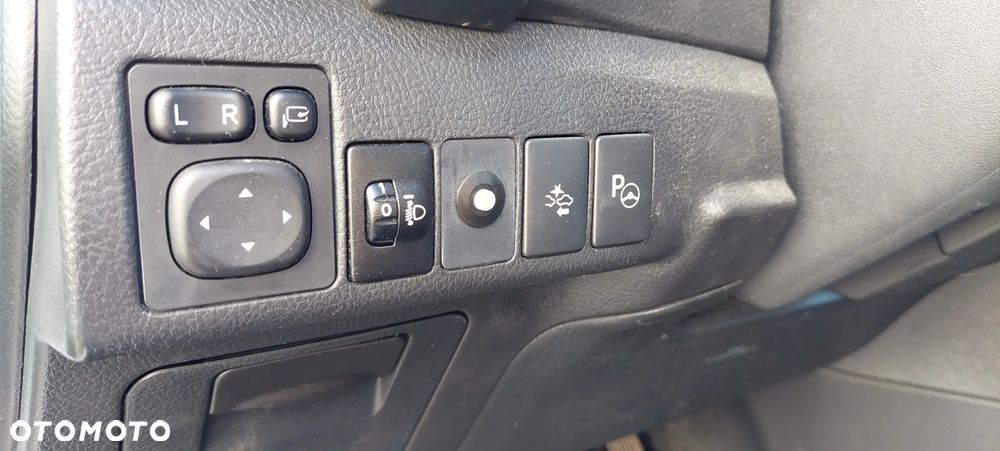 Toyota Auris 1.4 D-4D Comfort - 16