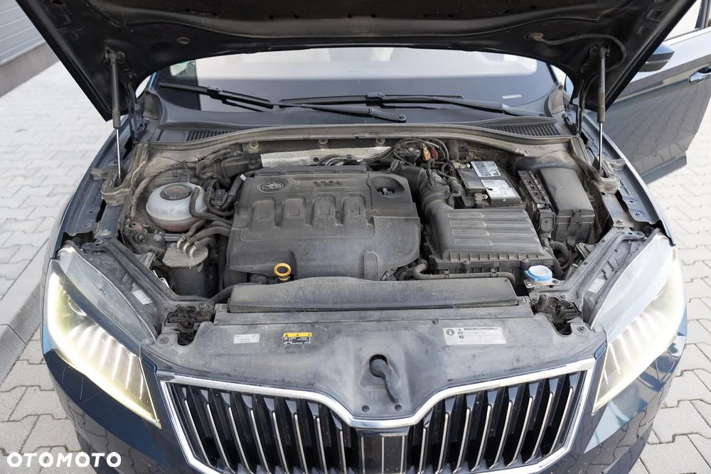 Skoda Superb 2.0 TDI SCR 4x4 L&K DSG - 31