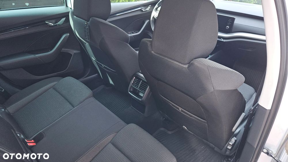 Skoda Octavia 2.0 TDI Ambition DSG - 5
