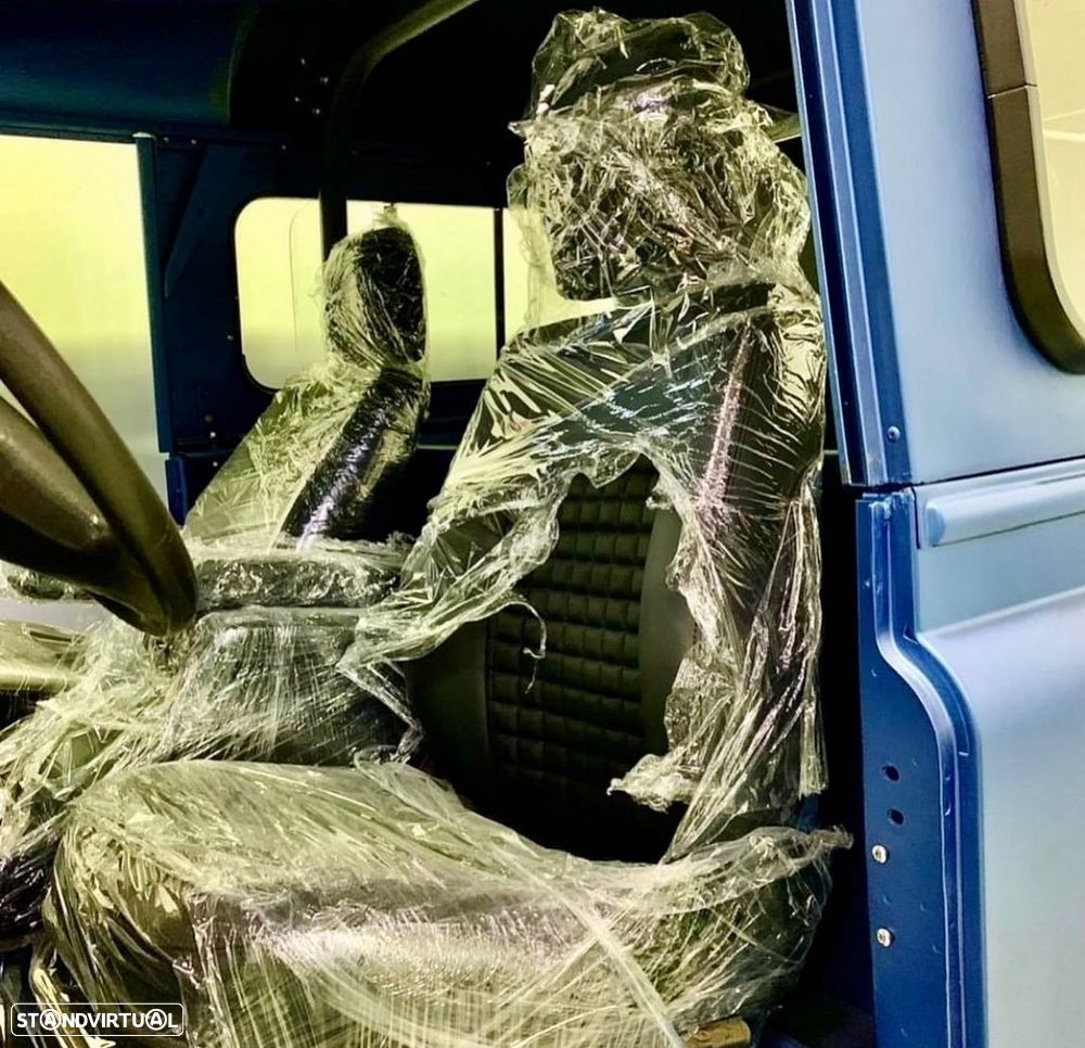 Land Rover Defender 90 2.5 TDi Metal Top - 30