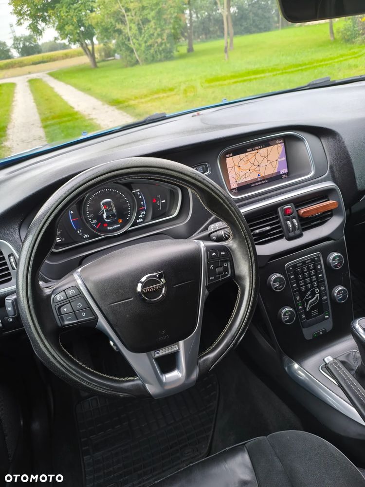Volvo V40 T2 Drive-E R-Design Momentum - 13