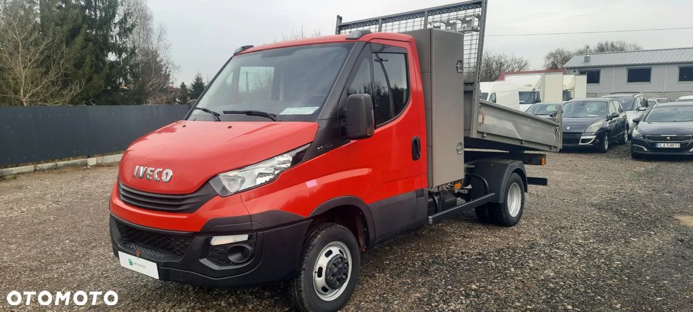 Iveco DAILY - 1