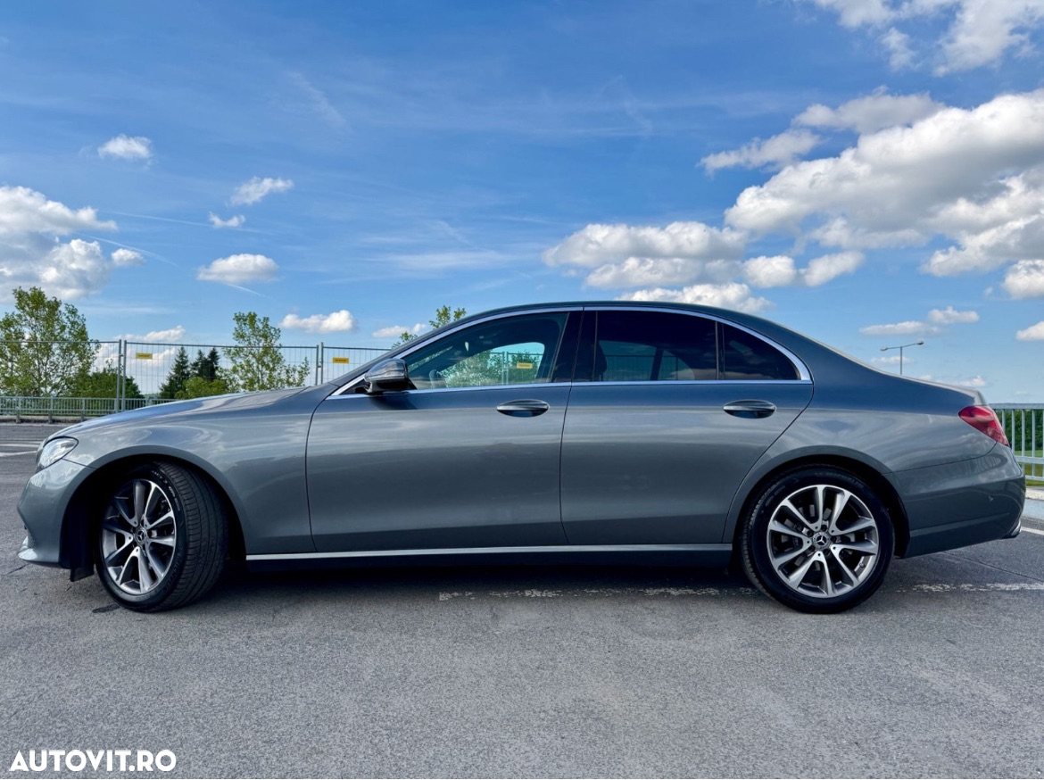 Mercedes-Benz E 300 d T 9G-TRONIC Avantgarde - 2