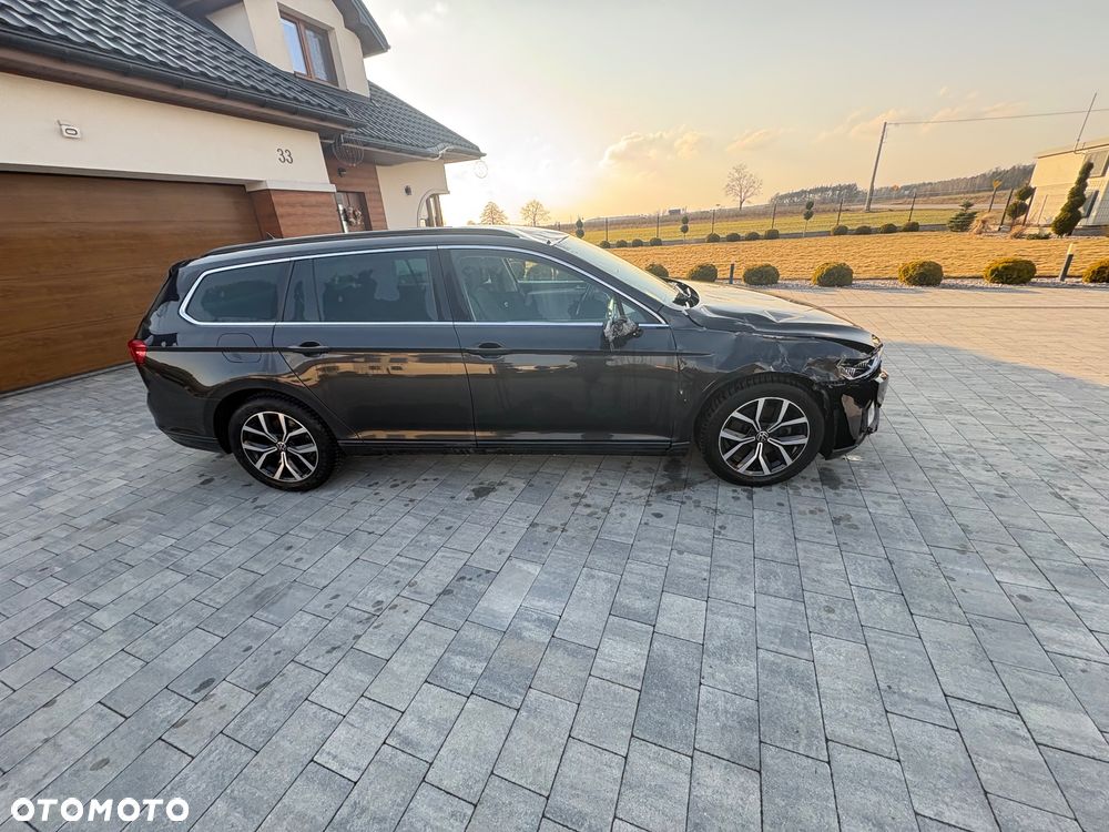 Volkswagen Passat 2.0 TDI EVO Business DSG - 31