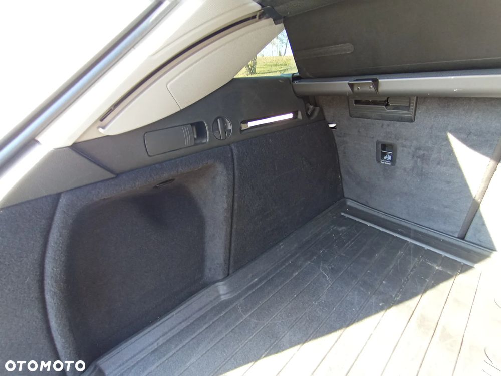 Audi A4 Avant - 11