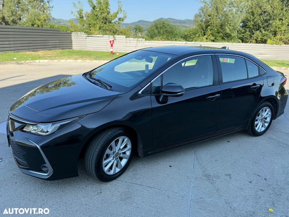 Toyota Corolla 1.8 HEV Business - 3