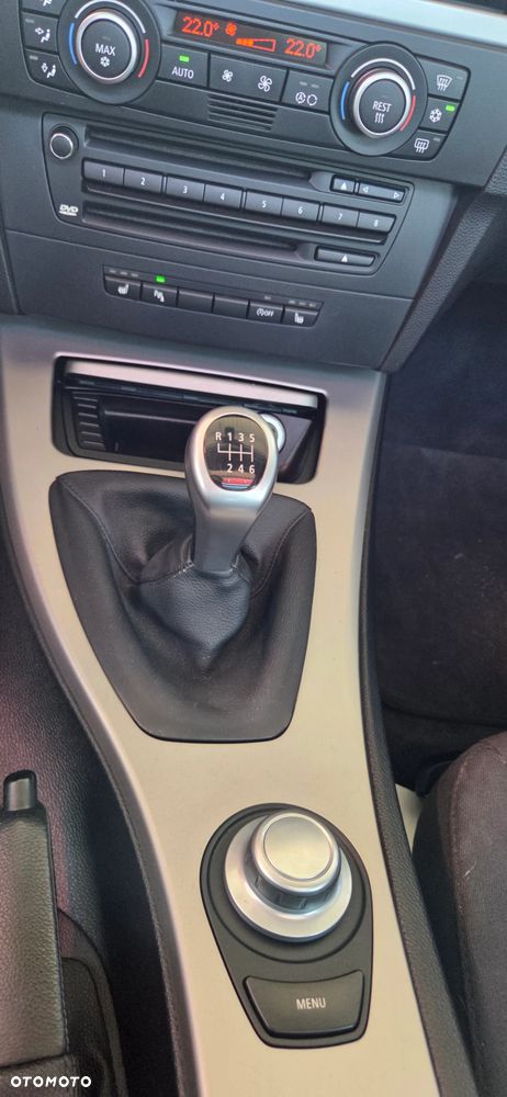 BMW Seria 3 320d DPF - 29