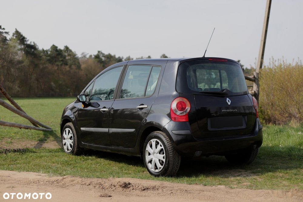 Renault Modus 1.6 16V Cite - 8