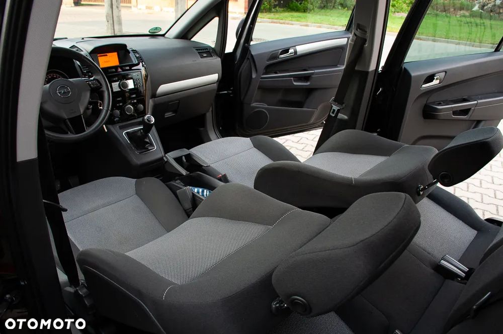 Opel Zafira 1.8 Active - 20