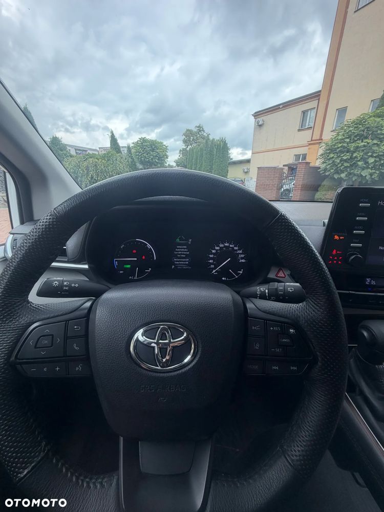 Toyota Sienna - 25