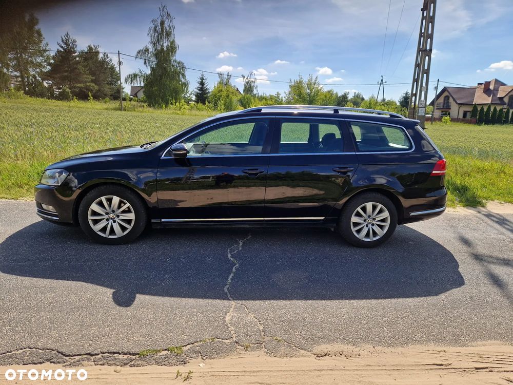 Volkswagen Passat 1.6 TDI BlueMotion Technology Comfortline - 4