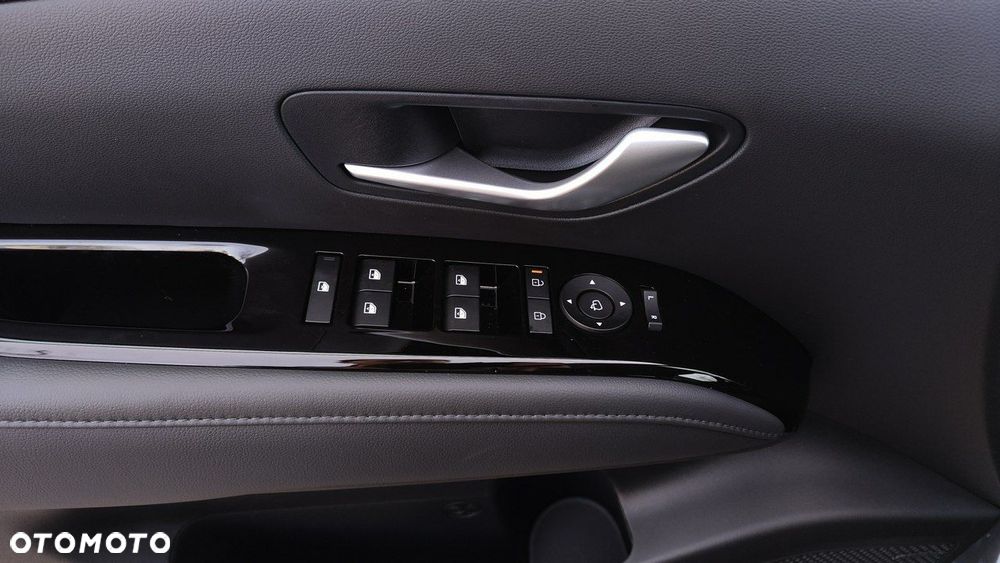 Hyundai Tucson 1.6 T-GDi HEV Executive 2WD - 10