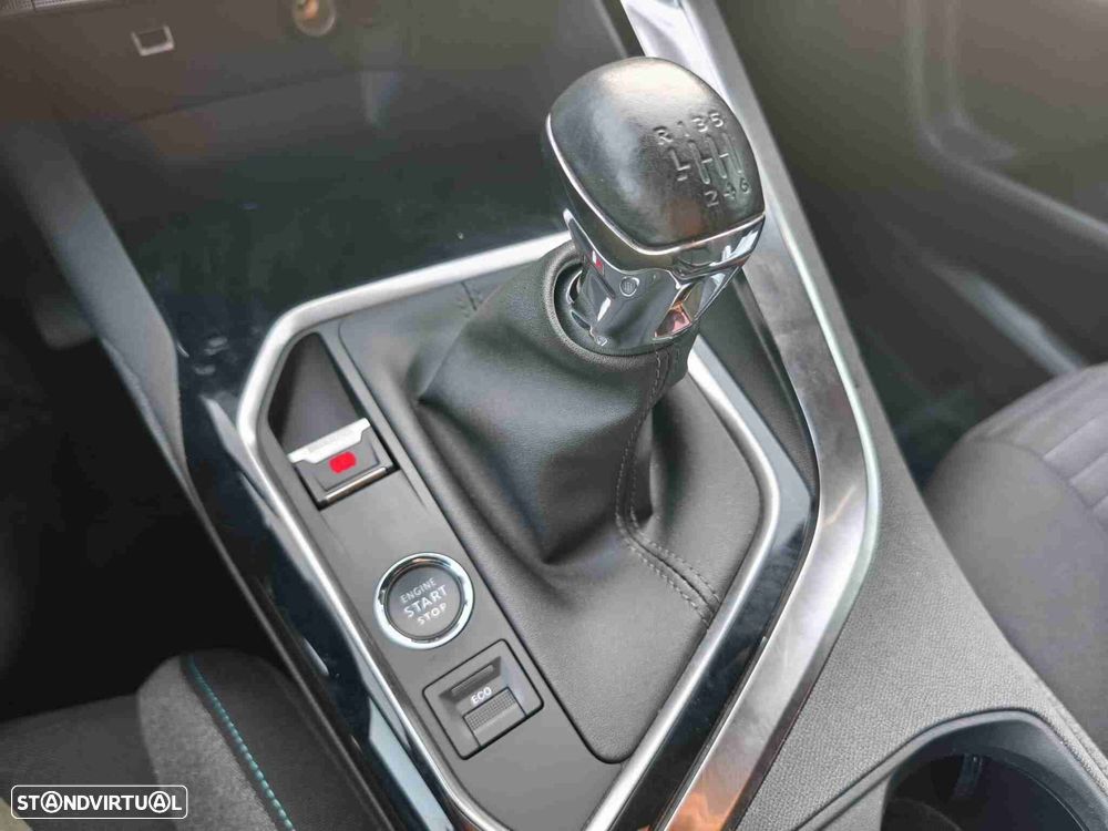 Peugeot 3008 1.2 PureTech Active Pack - 11