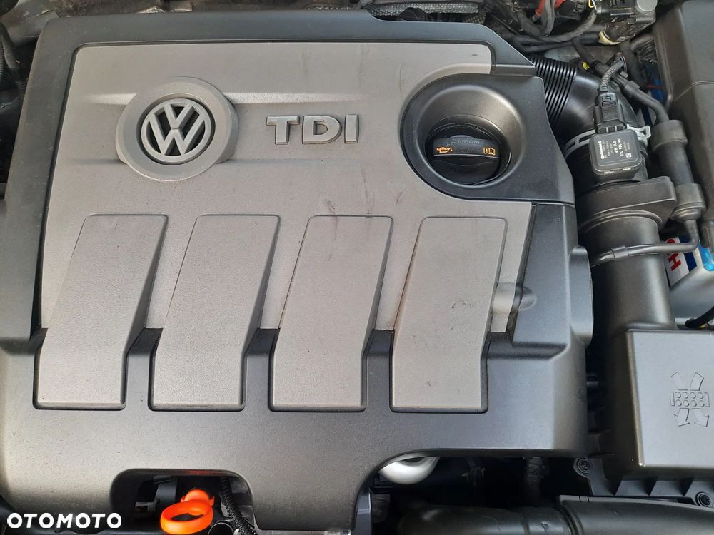 Volkswagen Passat 1.6 TDI Business Line - 33
