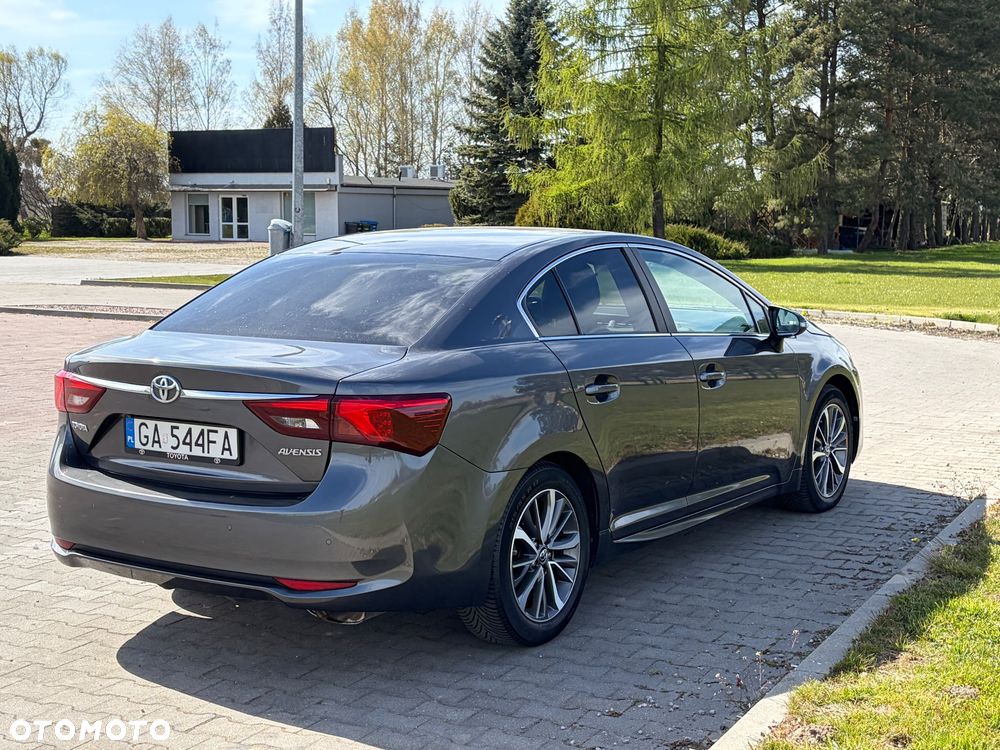 Toyota Avensis 1.8 Prestige - 14
