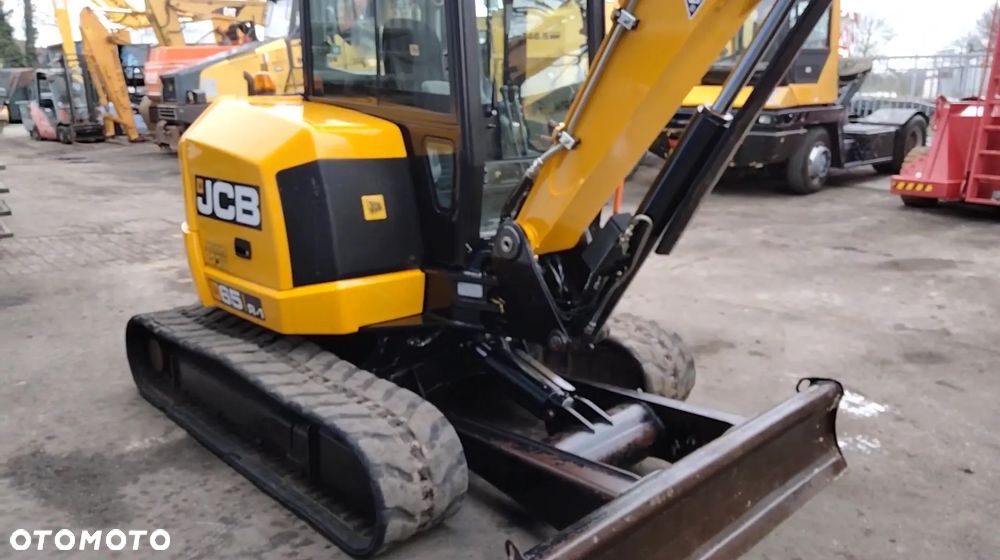 JCB 65R 1 - 4