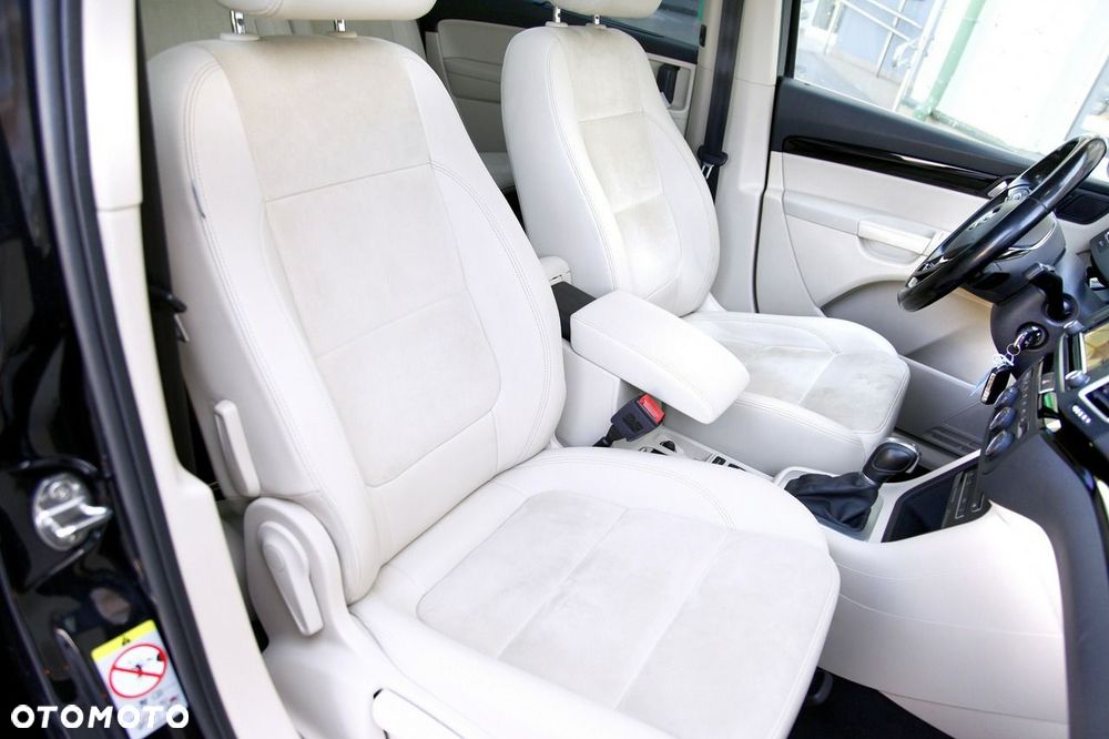 Volkswagen Sharan 2.0 TDI DSG (BlueMotion Technology) Highline - 20