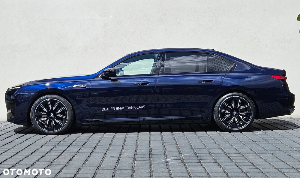 BMW Seria 7 M760e PHEV xDrive sport - 6