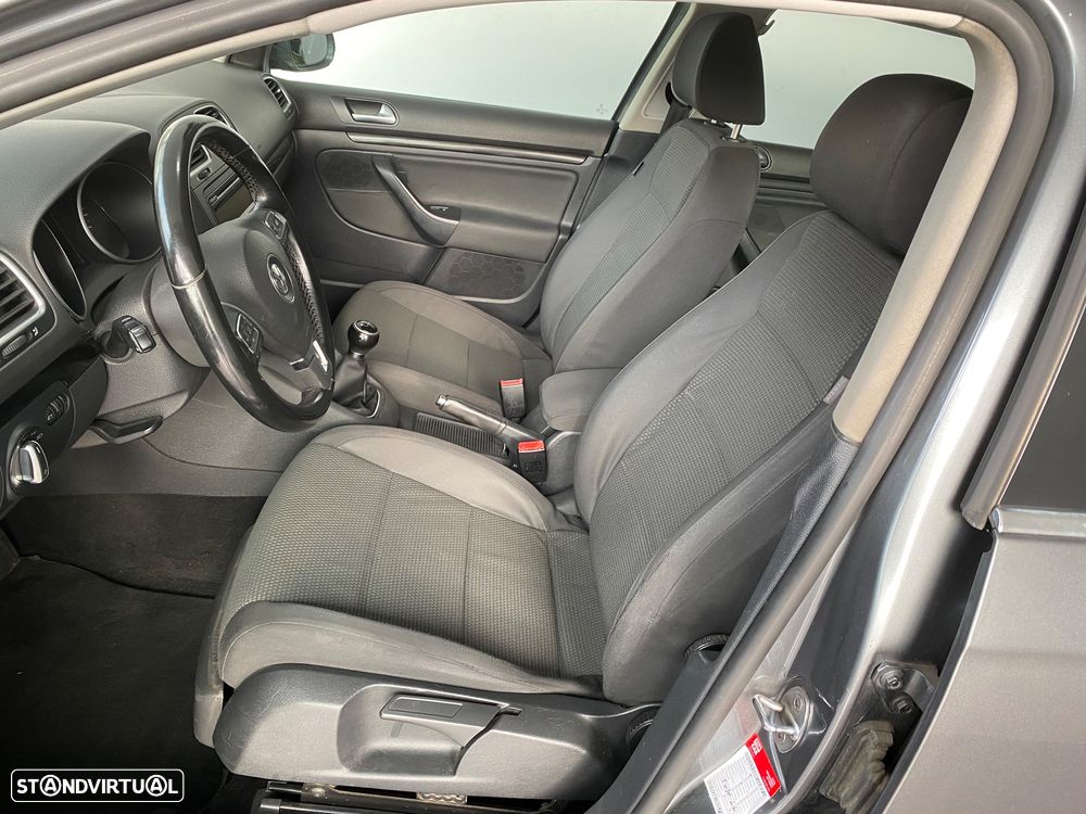 VW Golf Variant 1.6 TDi Confortline - 11