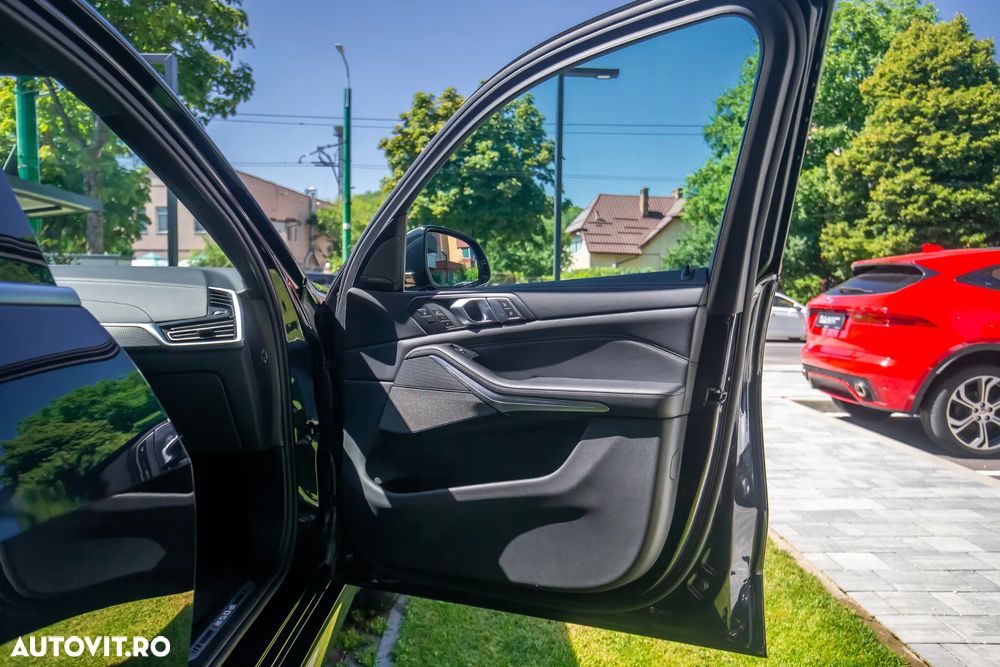 BMW X5 M M50d - 24