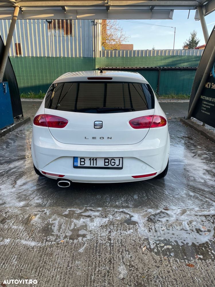 Seat Leon 1.6 TDI Style DSG - 2