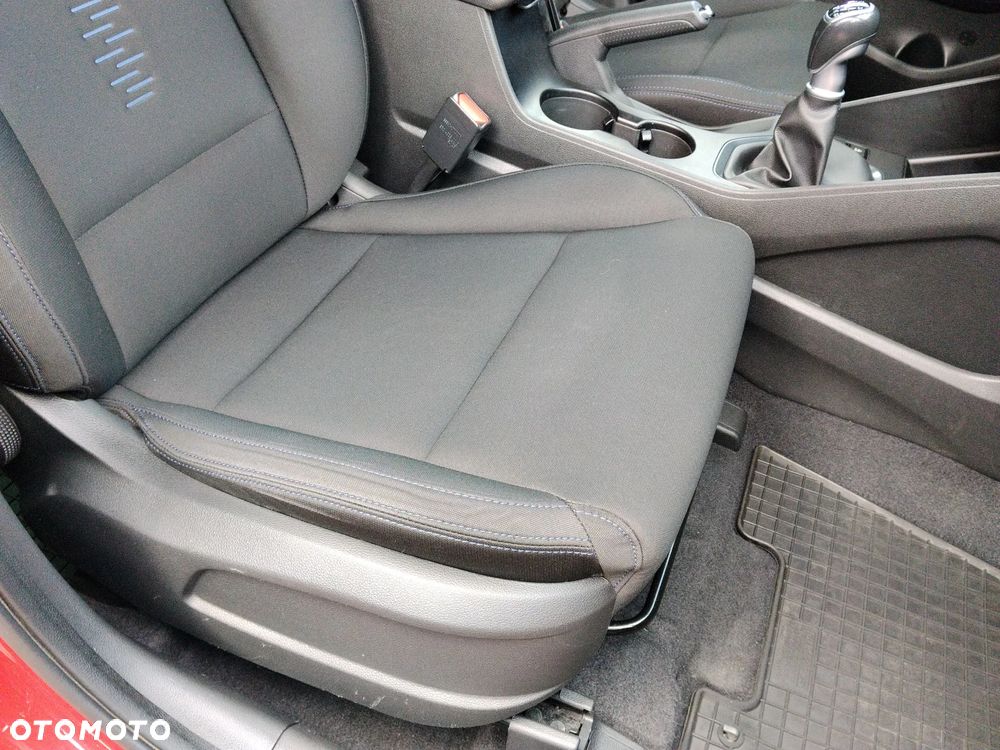 Hyundai Tucson 1.6 GDI BlueDrive GO 2WD - 23