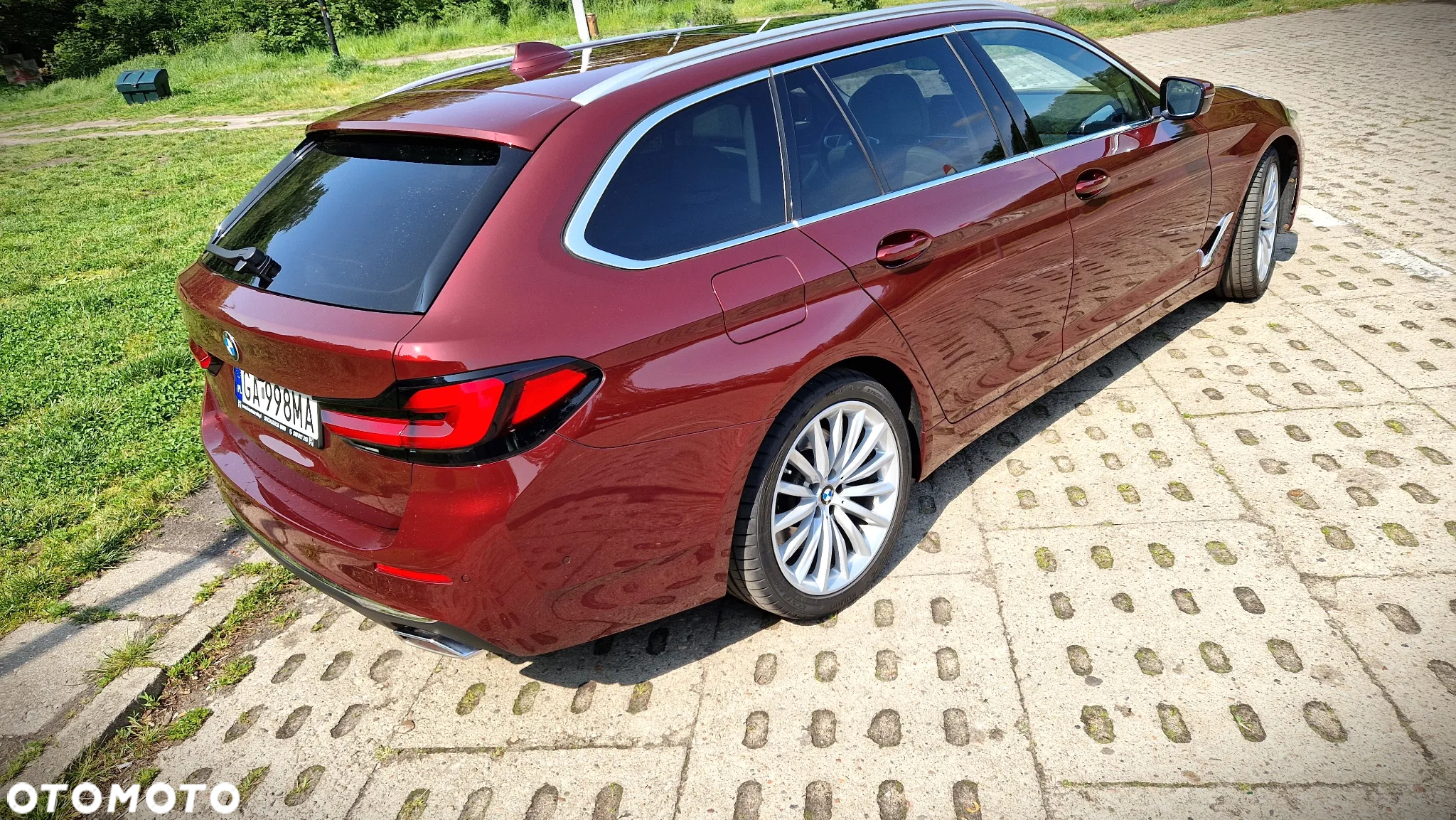 BMW Seria 5 540d xDrive Touring Luxury Line - 4