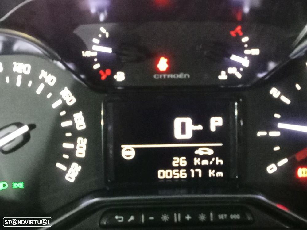 Citroën C3 1.2 PureTech Shine EAT6 - 7