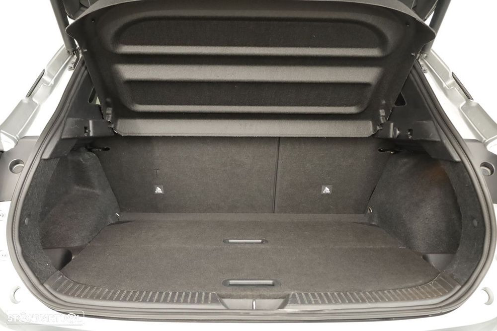 Nissan Qashqai 1.3 DIG-T N-Connecta Xtronic - 24