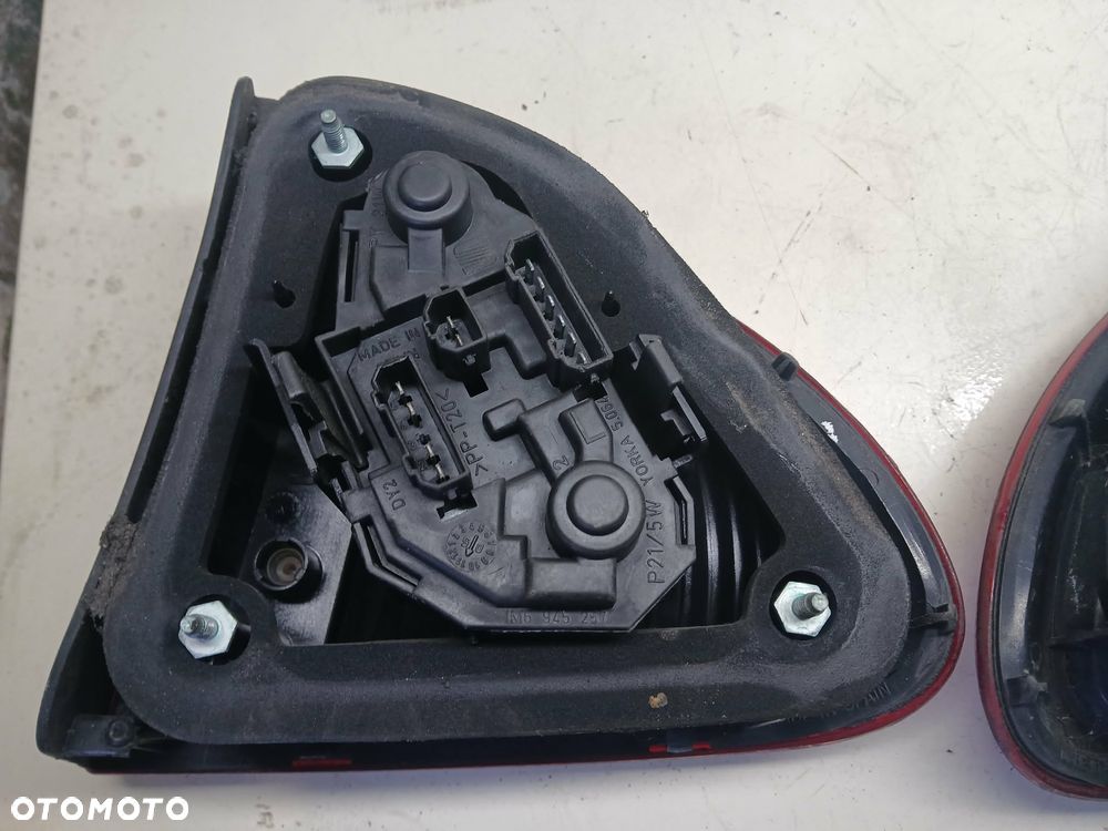 Seat Leon I Lampa tylna w błotnik lewa, prawa. - 4