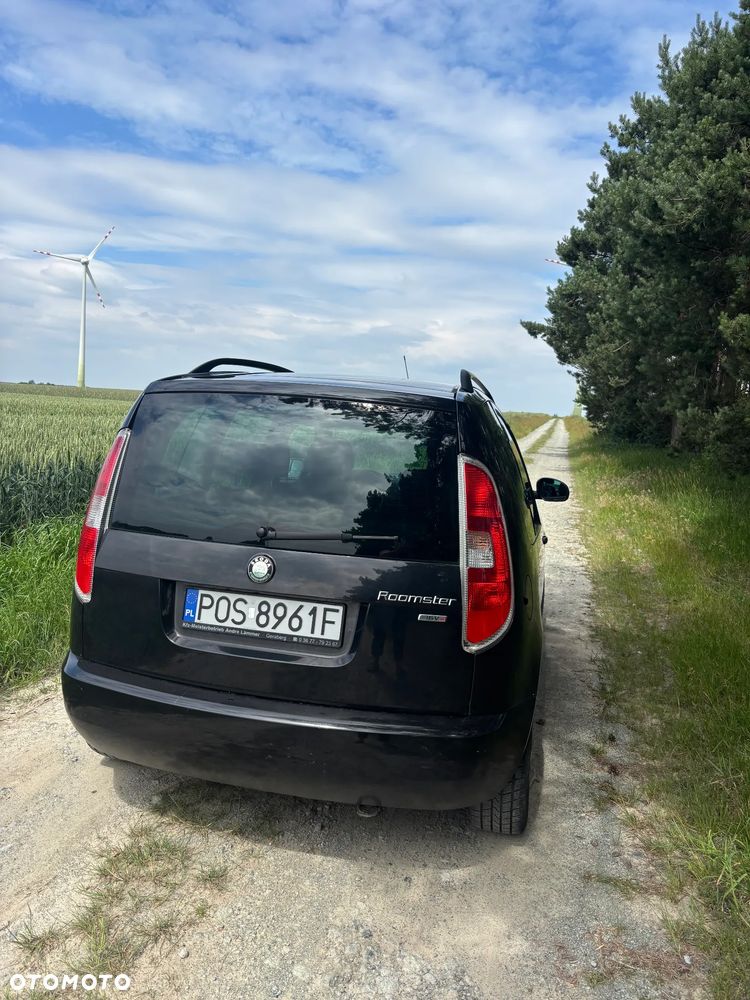 Skoda Roomster 1.6 16V Comfort - 6