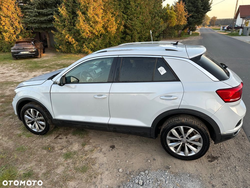 Volkswagen T-Roc 1.0 TSI OPF Style - 28