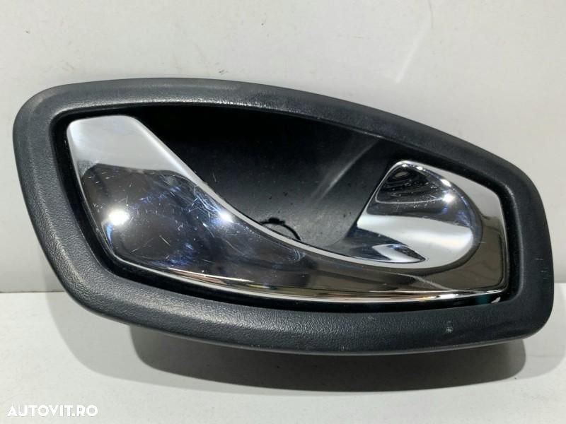 Maner usa interior dreapta fata Renault Megane 3 facelift (2012-2016) 826720001R - 2
