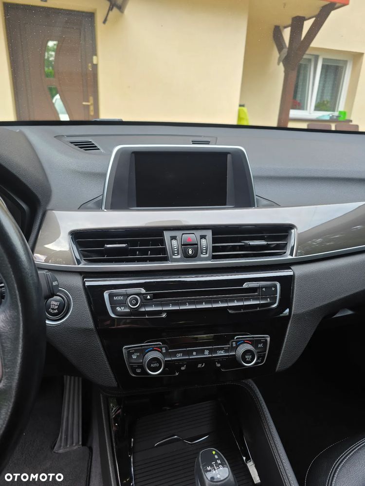 BMW X1 xDrive18d - 21