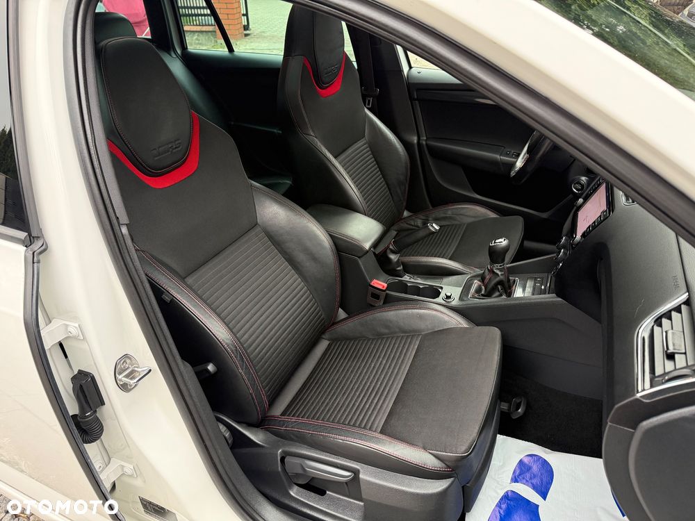 Skoda Octavia 2.0 TSI (Green tec) RS - 27