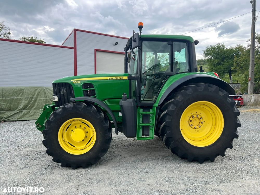John Deere 6930 - 6