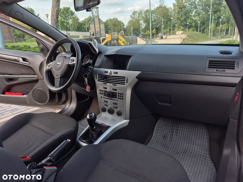 Opel Astra 1.4 111 - 24