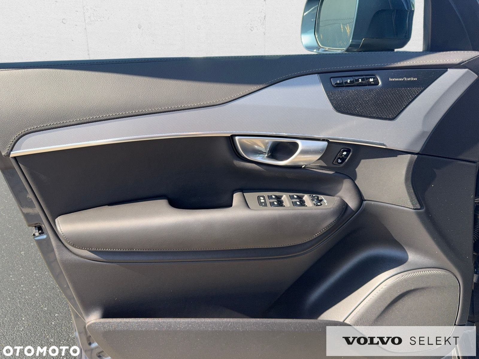 Volvo XC 90 - 22