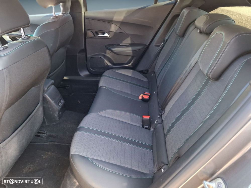 Peugeot 2008 1.2 PureTech Allure Pack - 13