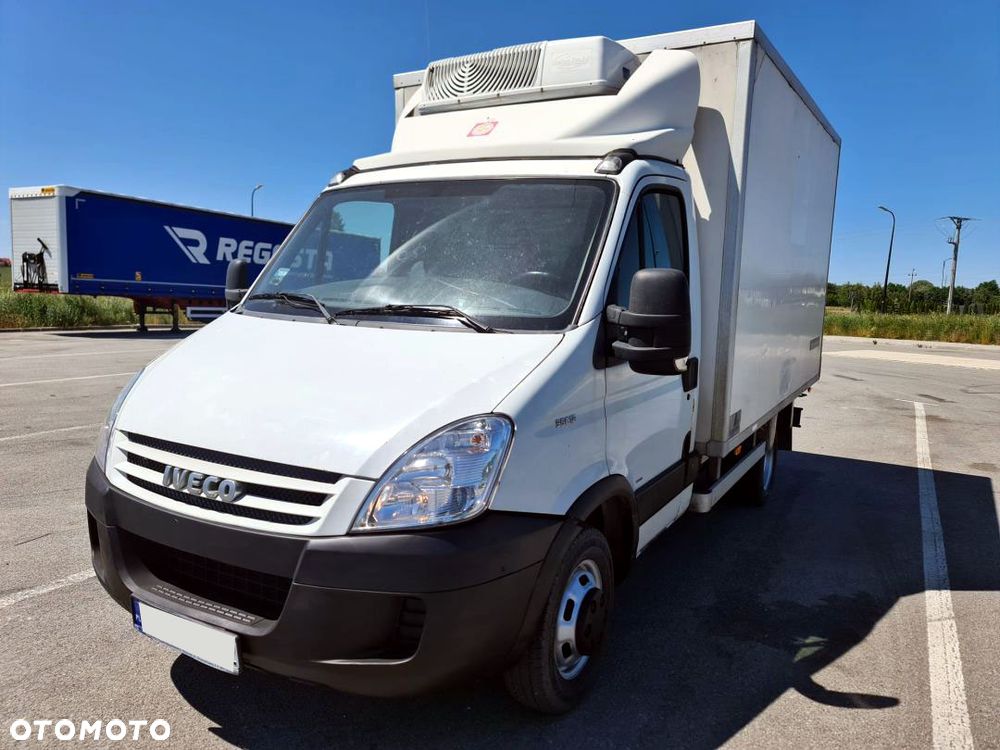 Iveco Daily 35C12 116KM - Bliźniaki - IZOTERMA - CHŁODNIA – MROŹNIA (-20’C) - 4