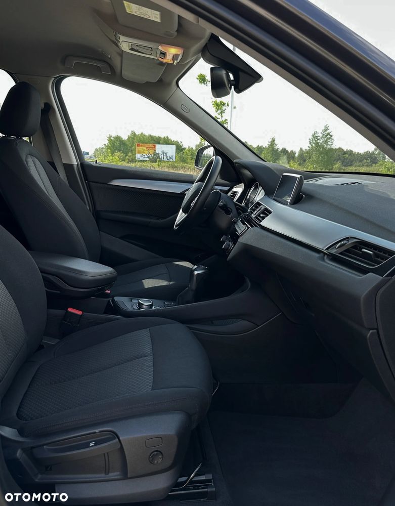 BMW X1 xDrive25e Sport Line - 28