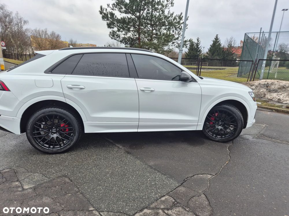 Audi Q8 - 6