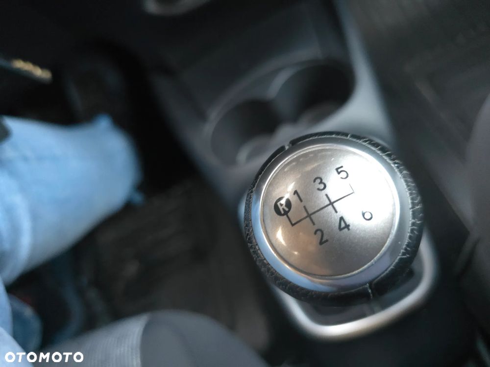 Toyota Yaris 1.33 Premium EU6 - 28